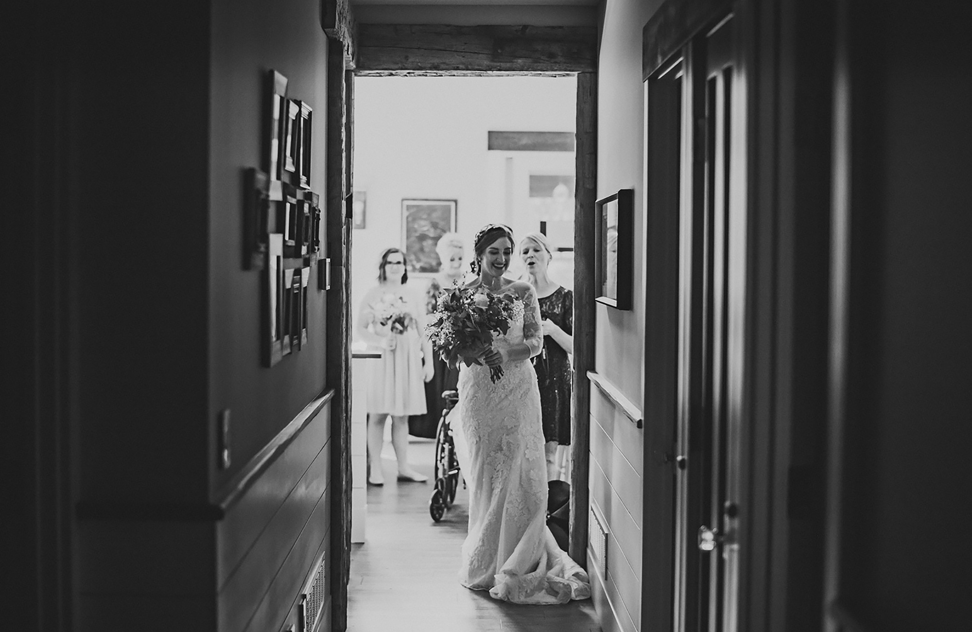 An intimate lakeside wedding ceremony on the Lakemore lawn